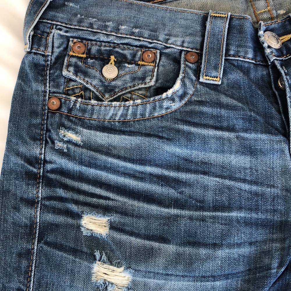 True Religion Riley Shorts - Picture 5 of 9